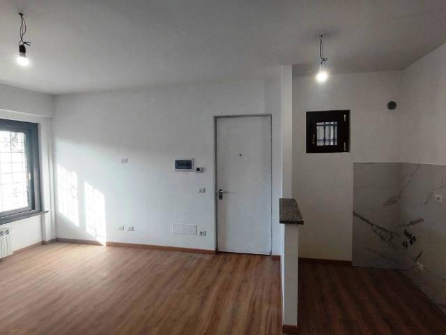 Appartamento in vendita a Cerenova Costantica, Roma Capitale