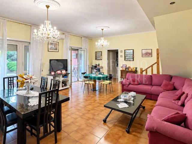 Appartamento in vendita a Torrino, Roma