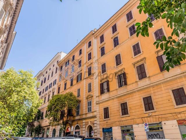 Appartamento in vendita a Roma, Esquilino