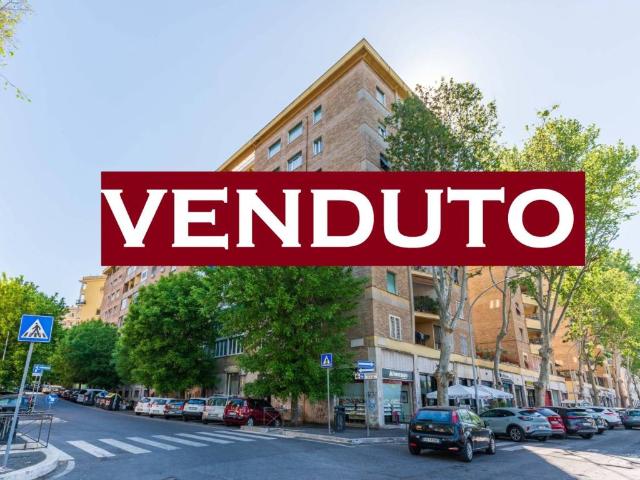 Appartamento in vendita a Municipio Roma VIII, Roma Capitale