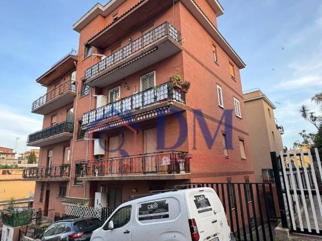 Appartamento in vendita a Municipio Roma XV, Roma Capitale