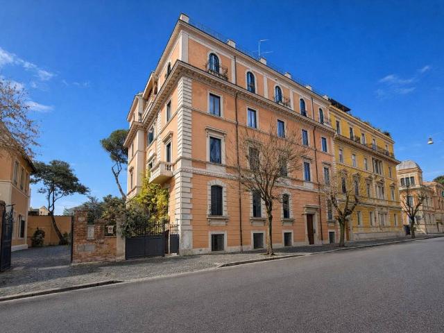 Appartamento in vendita a Municipio Roma I, Roma Capitale
