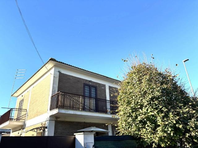 Appartamento in vendita a Centro Giano, Roma Capitale