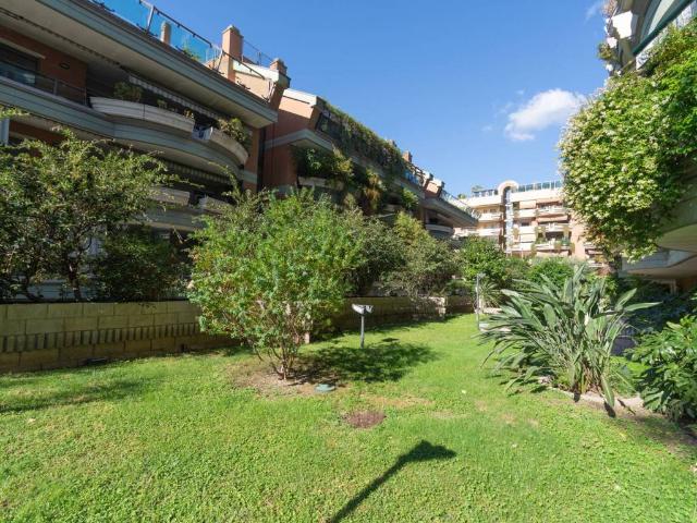Appartamento in vendita a Torrino, Roma