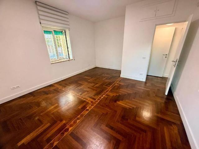 Appartamento in vendita a Casale Prima Porta, Roma Capitale