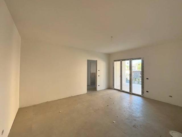 Appartamento in vendita a Romanina, Rome