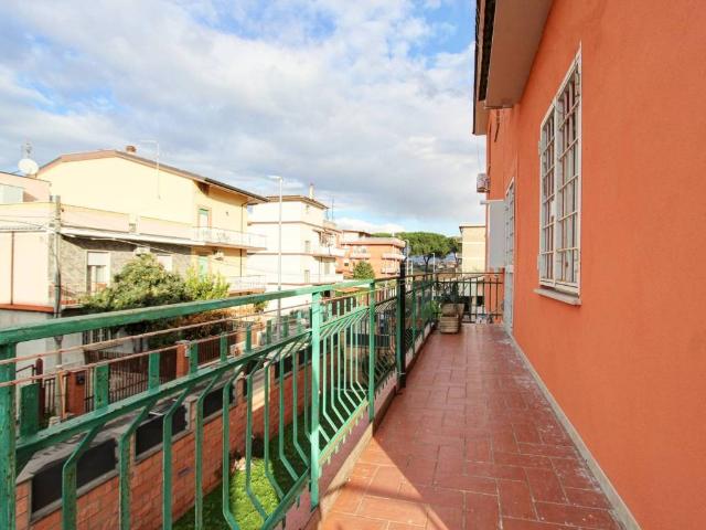 Appartamento in vendita a Colle del Sole, Roma Capitale