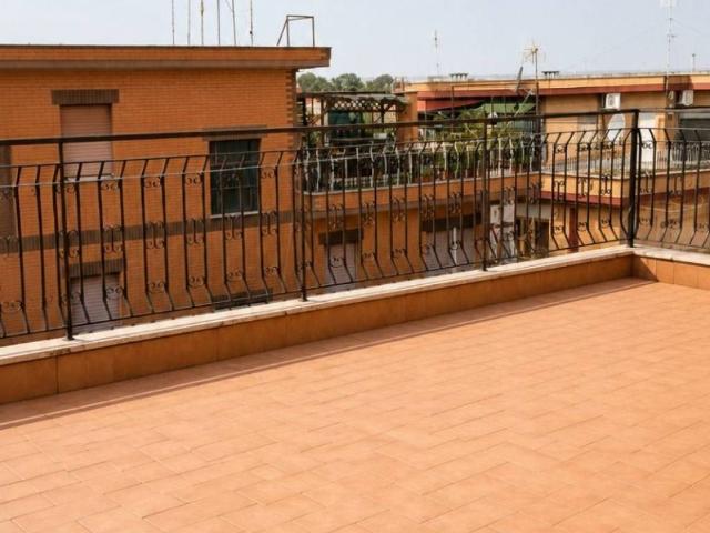 Appartamento in vendita a Torrenova, Roma Capitale