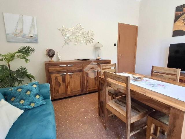 Appartamento in vendita a Lido di Ostia, Roma Capitale