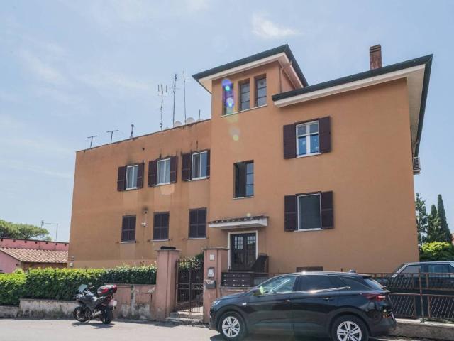 Appartamento in vendita a Municipio Roma VII, Roma Capitale