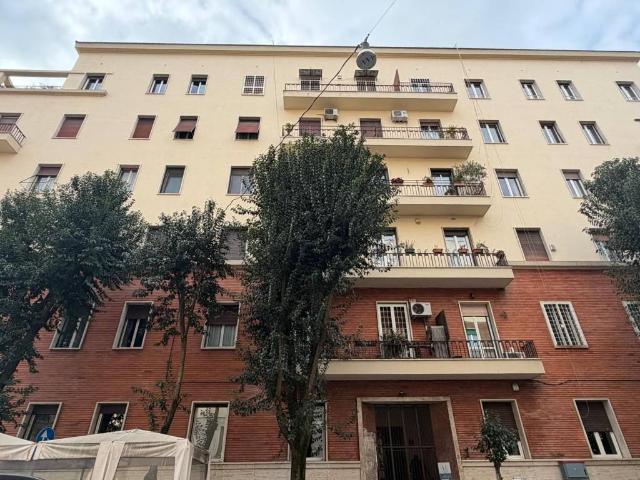 Appartamento in vendita a Municipio Roma I, Roma Capitale