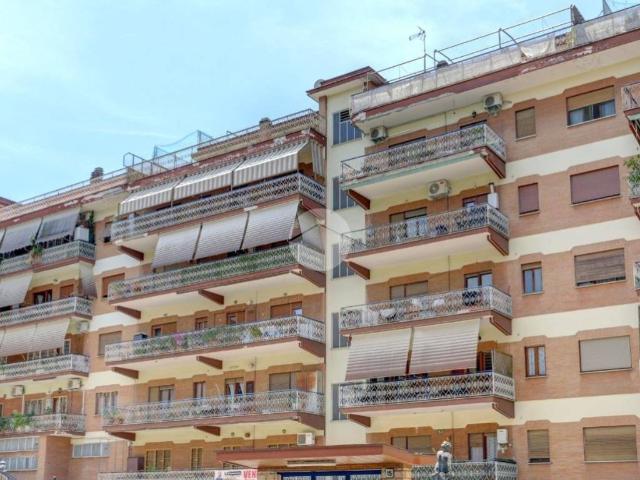 Appartamento in vendita a Collatino, Roma
