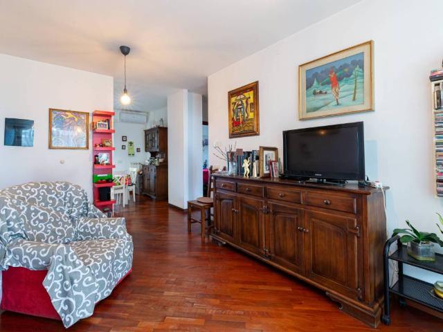 Appartamento in vendita a Acilia Sud, Roma