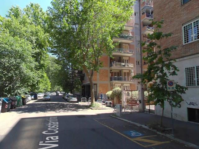 Appartamento in vendita a Municipio Roma VIII, Roma Capitale