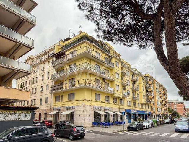 Monolocale in vendita a Lido di Ostia, Roma Capitale
