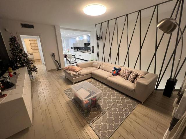 Appartamento in vendita a Romano Di Lombardia, Lombardia