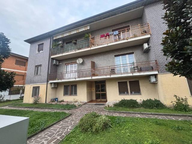 Appartamento in vendita a Romano di Lombardia, Bergamo