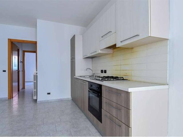Appartamento in vendita a Romano Di Lombardia, Lombardia