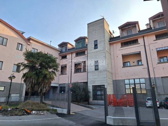 Appartamento in vendita a Romano di Lombardia, Bergamo