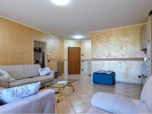 Appartamento in vendita a Romano di Lombardia, Bergamo