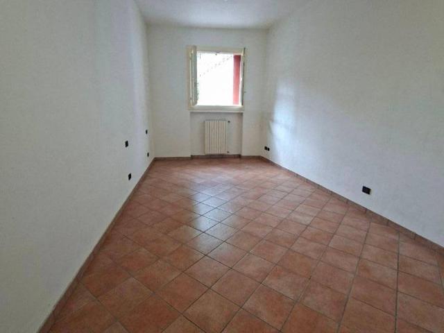 Appartamento in vendita a Romano Di Lombardia, Lombardia