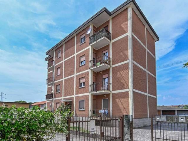 Appartamento in vendita a Romano Di Lombardia, Lombardia