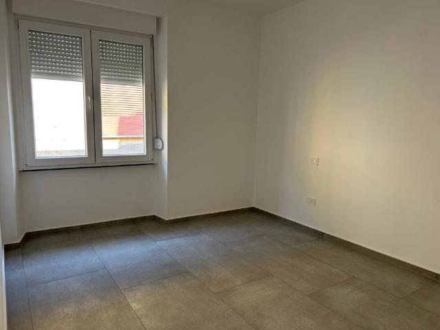Appartamento in vendita a Romano Di Lombardia, Lombardia