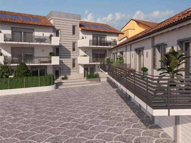 Appartamento in vendita a Romano Di Lombardia, Lombardia