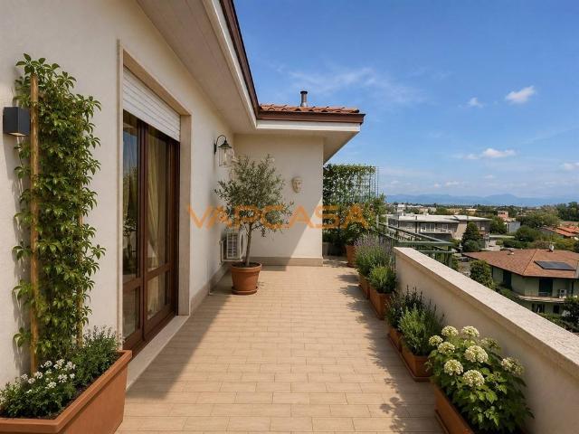Appartamento in vendita a Romano Di Lombardia, Lombardia