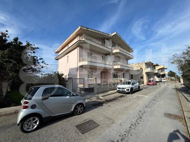 Appartamento in vendita a Due Torri, Rometta
