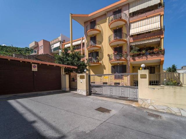 Appartamento in vendita a Rometta, Sicilia