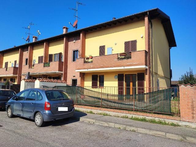 Appartamento in vendita a Roncaro, Lombardia