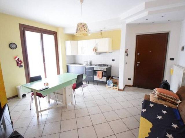 Appartamento in vendita a Roncello, Lombardia