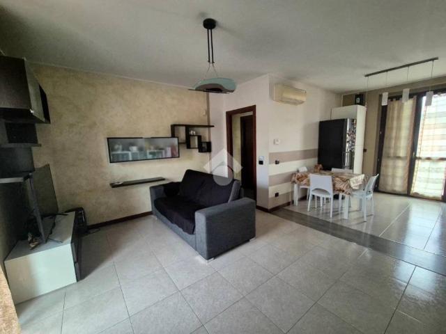 Appartamento in vendita a Roncello, Lombardia