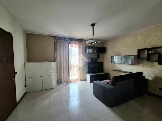 Appartamento in vendita a Roncello, Lombardia