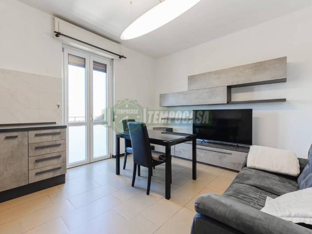 Appartamento in vendita a Roncello, Lombardia