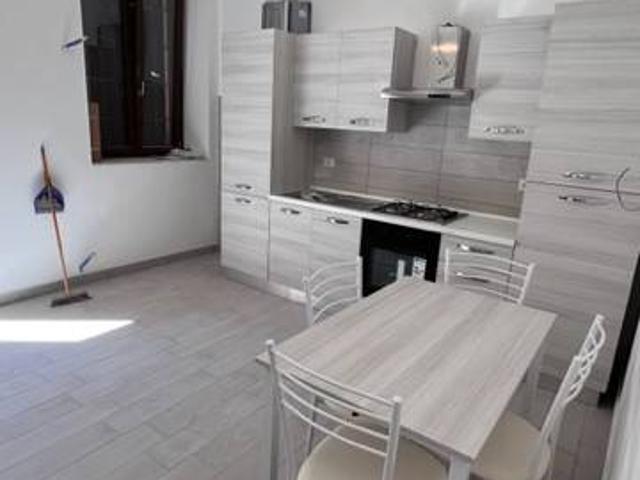Appartamento in vendita a Roncello, Lombardia