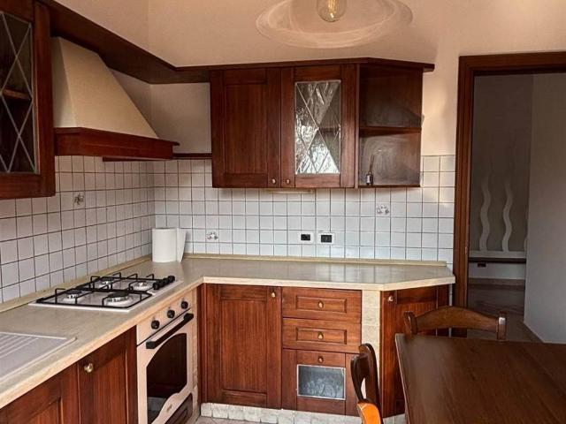 Appartamento in vendita a Roncello, Lombardia