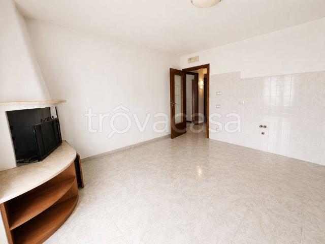 Appartamento in vendita a Ronciglione, Lazio