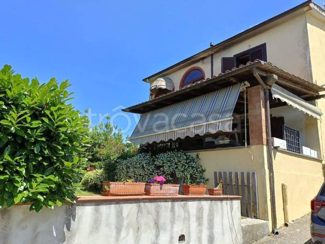Appartamento in vendita a Ronciglione, Lazio