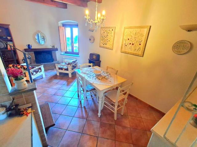 Appartamento in vendita a Ronciglione, Lazio