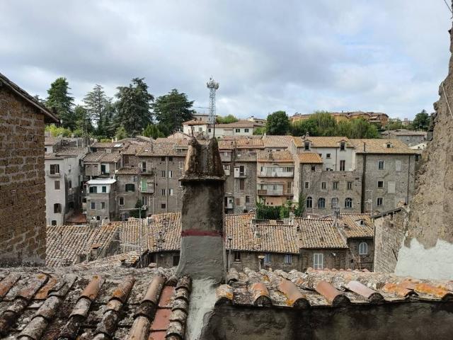 Appartamento in vendita a Ronciglione, Viterbo