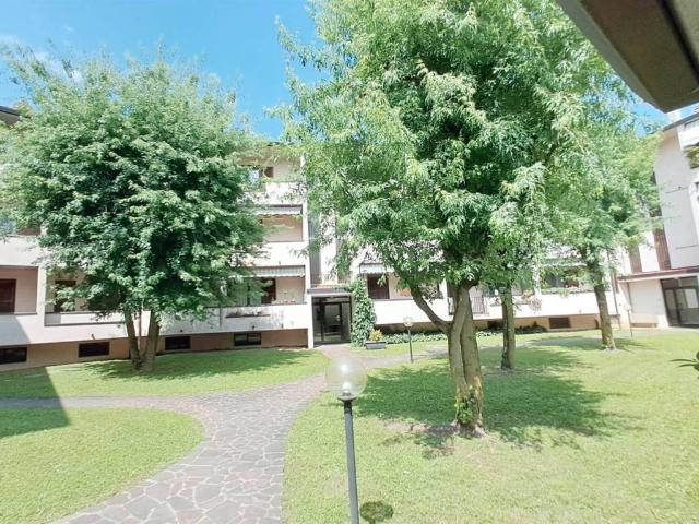 Appartamento in vendita a Ronco Briantino, Lombardia