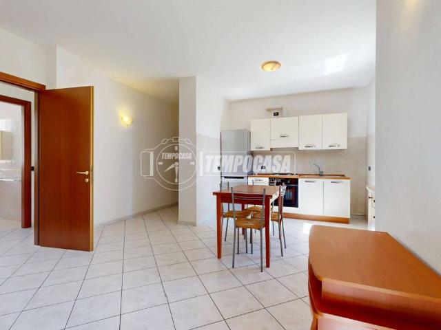 Appartamento in vendita a Roncoferraro, Lombardia