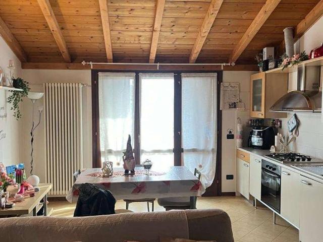 Appartamento in vendita a Roncoferraro, Lombardia