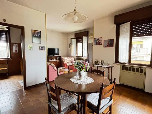 Appartamento in vendita a Roncoferraro, Lombardia