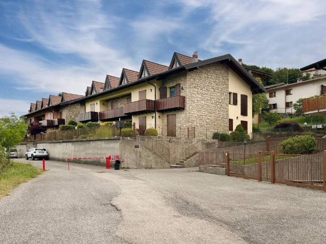 Appartamento in vendita a Portola, Roncola