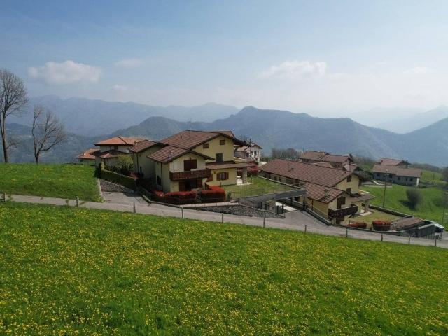 Appartamento in vendita a Portola, Roncola