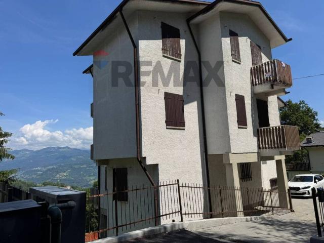 Appartamento in vendita a Portola, Roncola
