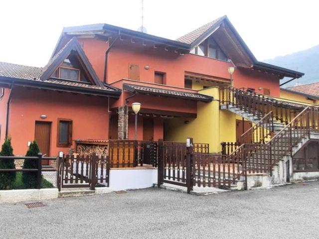 Appartamento in vendita a Roncola, Lombardia